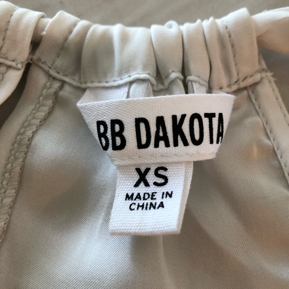 NWOT BB Dakota White High Neck Tank Blouse - Picture 5 of 6